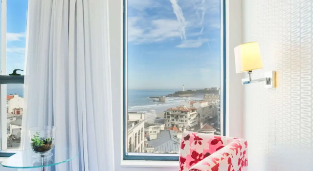 Двухместный номер Privilege с видом на море Mercure Président Biarritz Plage