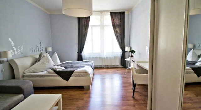 Business Class Ruterra Suite, Забронировать Отель Отели Праги 4 звезды, рядом с Mozart Dinner Prague, 4*