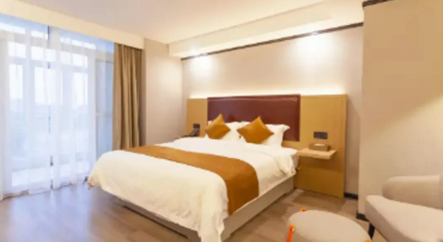 GYA Yangzhou Slank West Lake Wuting Dragon Toy City, Prenota Hotel Yangzhou Jiangsu