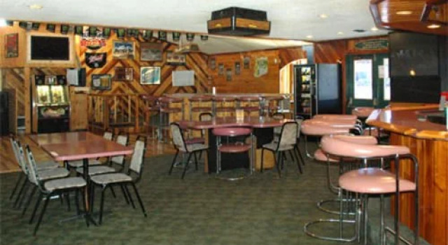 Zellar's Village Inn, 예약 호텔 뉴베리 