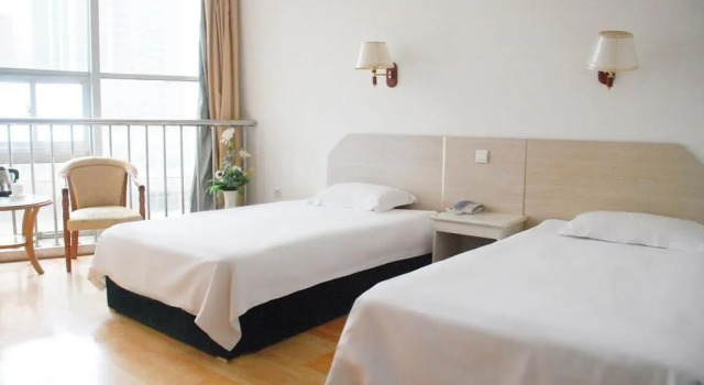 Qingdao Xiaogangwan Business Hotel, Забронировать Отель Shibei District Циндао