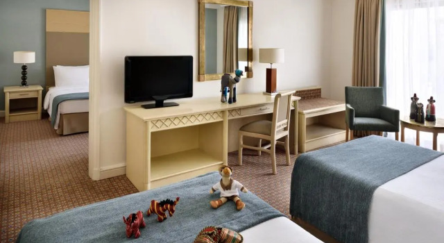 Habitación familiar Estándar Mövenpick Resort Petra