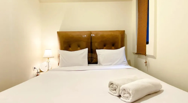 Homey And Modern 2Br At 6Th Floor Meikarta Apartment, Book Apartment Cibatu West Java