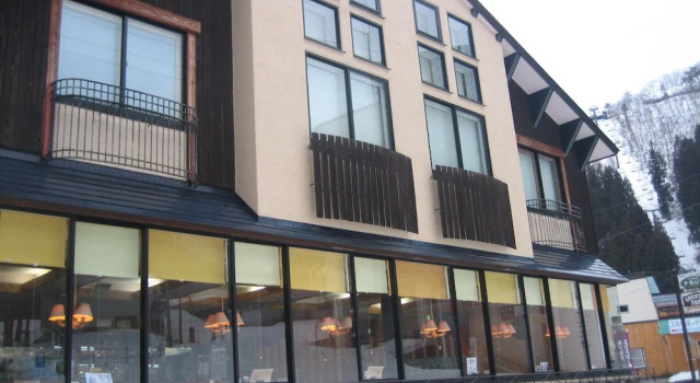 Lodge Nakajima, Book Feriehus Hoteller i Koshinetsu med parkering, Parkering