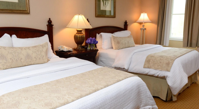 Четырёхместный номер Standard Nassau Inn
