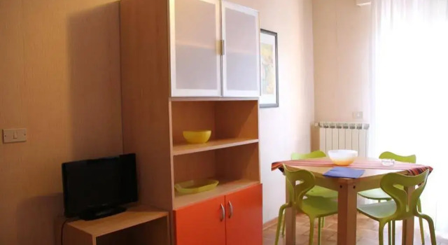 Residence Orchidea, Забронировать Отель Отели Ривьера-делле-Пальме с бассейном, Бассейн