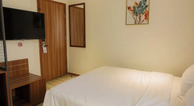 Lanura Saigon Boutique Hotel