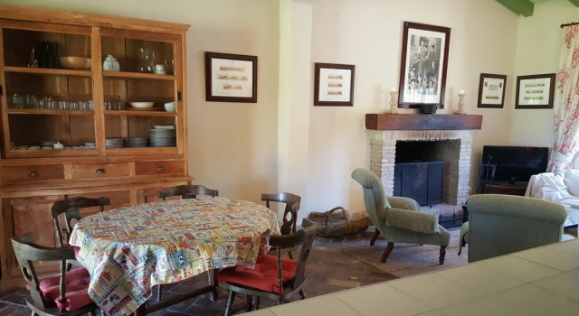 House With 2 Bedrooms in Puerto Serrano, With Wonderful Mountain View,, Book Feriehus Puerto Serrano Andalusien