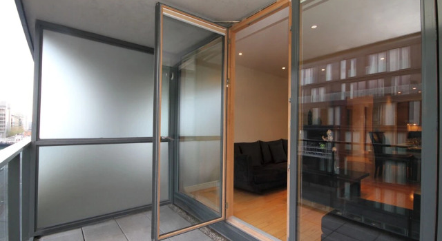 Forbes Street Luxury Apt, Забронировать Отель Отели Дублина 3 звезды, рядом с Стадион для собачьих бегов Шелбурн-парк, 3*