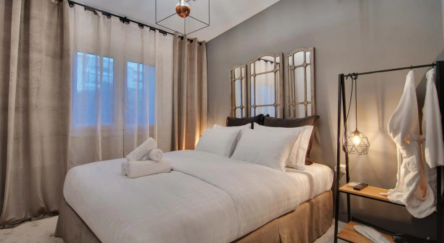 Holiday Home, Rezerwuj Hotel Janina Epir