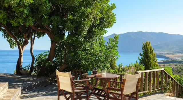 Villa Fegari - Delightful 1 Bedroom Stone House, Забронировать Вилла Тира Santorini Caldera, рядом с Музей досторического города Тира