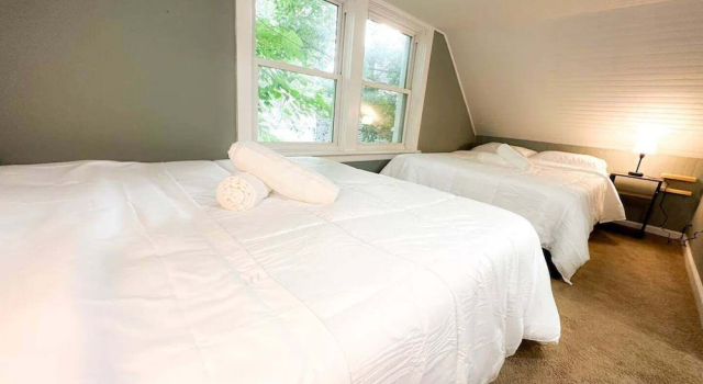 Albany Value Stay Near Universities, Hospitals 4 Bedroom Home, Buchen Sie Ferienhaus Albany (und Umgebung) Hudson Valley