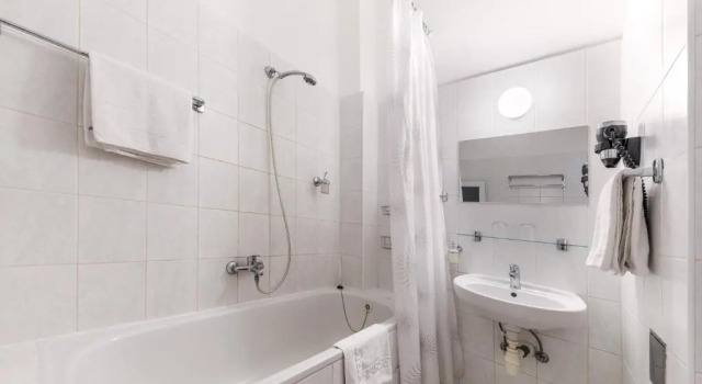 Трёхместный номер Standard Hotel Meda of Museum Kampa