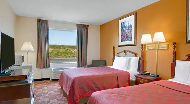 Четырёхместный номер Standard Express Inn Harrisburg South New Cumberland