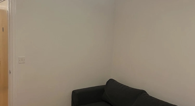 Entire Captivating 2-bed House in Manchester