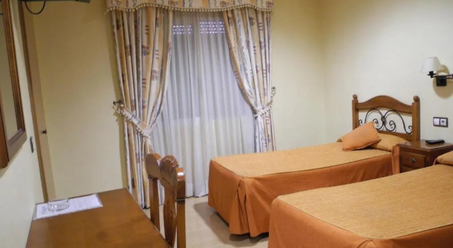 Трёхместный номер Standard Hotel Beatriz
