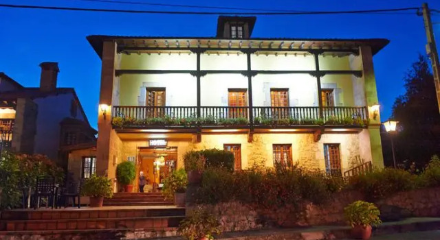 Hotel Los Angeles, Забронировать Отель Сантильяна-дель-Мар Cantabria Coast