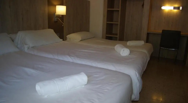 Номер Standard Hostal La Cabanya