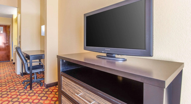 Quality Inn & Suites Montgomery East Carmichael Rd, Prenota Hotel Hotel a Alabama con piscina, Piscina