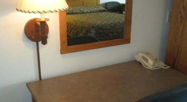 Четырёхместный номер Standard Bozeman Inn