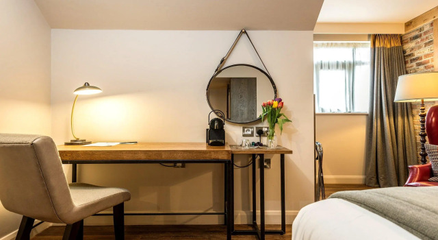 Номер Premium Hotel Indigo York by IHG