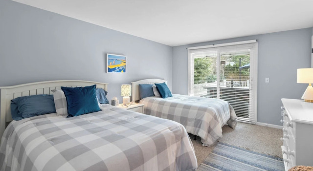The Endless Summer Hideaway, Book Feriehus Hoteller i Mashpee med parkering, Parkering
