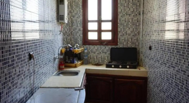Кровать в общем номере Emallayan Hostel