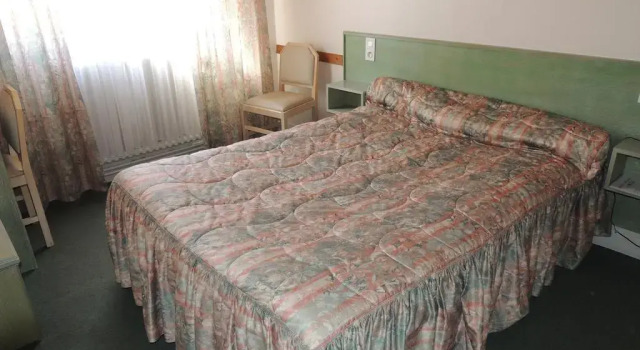 Hotel au Retour de la Chasse, จอง โรงแรม Villard-Saint-Sauveur Jura