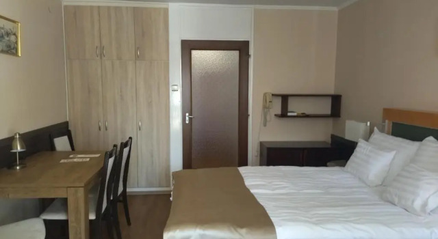 Семейные апартаменты Viking Hotel
