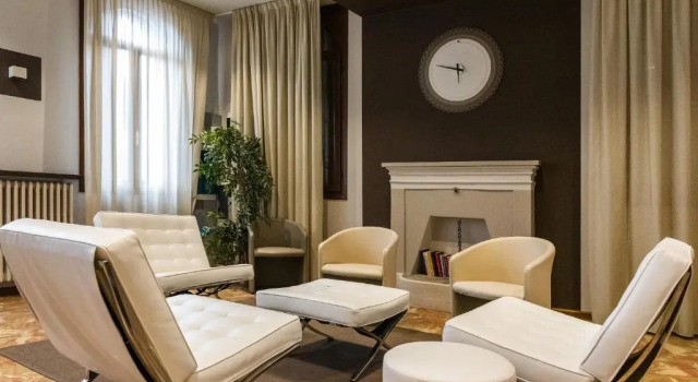 Albergo Leon D'oro, Book Hotel  