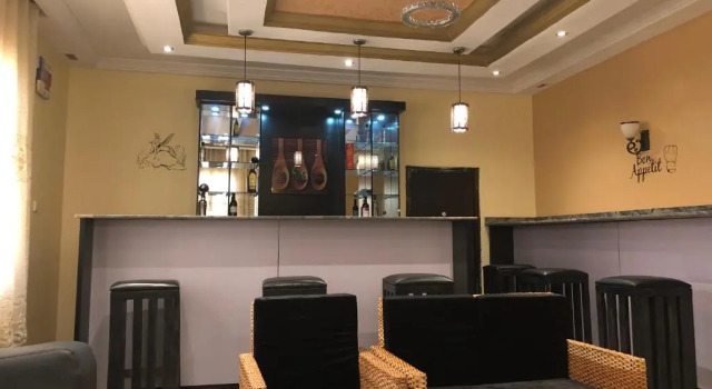 House X, Prenota Hotel Hotel a Bwari con parcheggio, Parcheggio