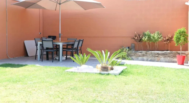 Апартаменты Apartamento con piscina Adults Only