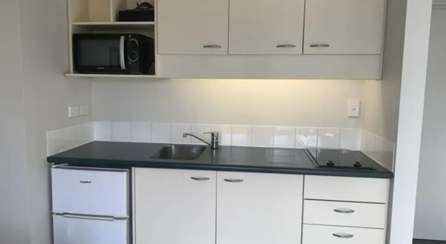 Четырёхместный люкс Tuscany Gardens Motor Lodge