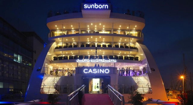 Sunborn Gibraltar, Забронировать Курортный отель Отели Гибралтара с парковкой, Парковка