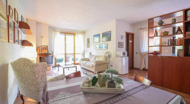 Villa Azalea, Varaa Villa 3 tähden hotellit kohteessa Piemonte, 3*