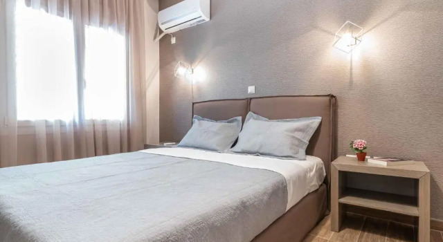 Suites 05-06 - Smart Cozy Suites - Large 2 bedroom, near Athens and metro, Забронировать Отель Каллифея Афины, рядом с Alsos Neas Smirnis
