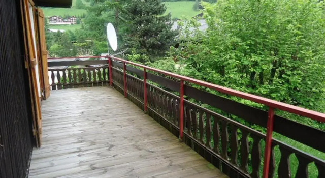 Chalet savoyard avec terrasse, proche des pistes et vue sur montagne - FR-1-459-129, Забронировать Шале Виллы Овернь-Рона-Альпы, Вилла