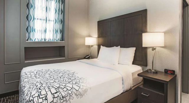 Двухместный номер Standard с видом на город La Quinta by Wyndham Inner Harbor Downtown