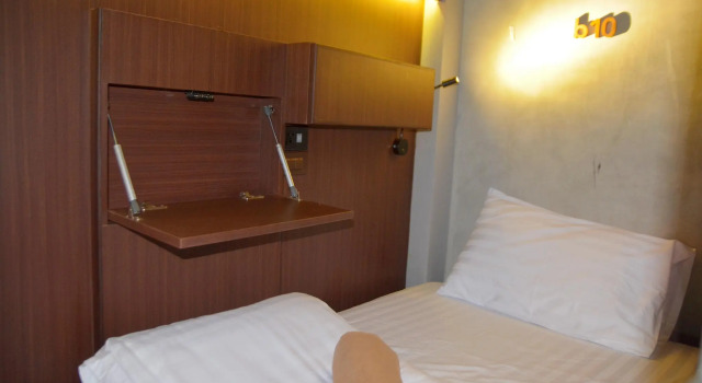 Кровать в общем номере (женский номер) Aha Lanta Cozy Hostel