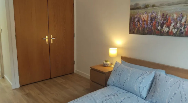 Fantastic Centrally Located 1 bed Apartment, Забронировать Апартаменты/квартира Ливерпуль Мерсисайд, рядом с Harold Cohen Library