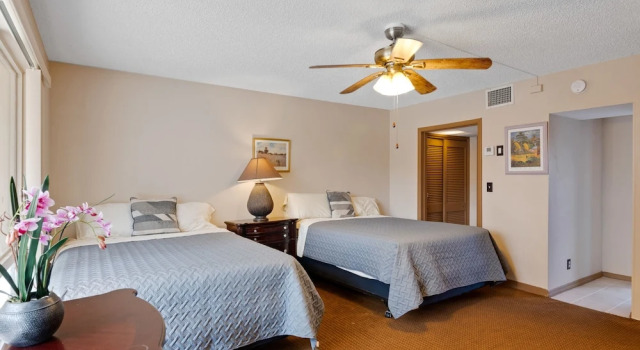 Номер Standard OCEANS 735 of DEERFIELD BEACH
