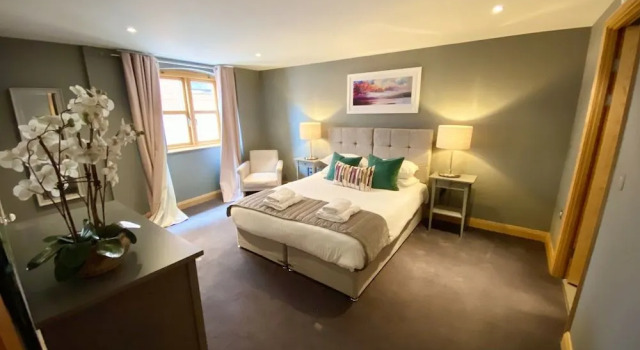 Oxford Penthouse Suite