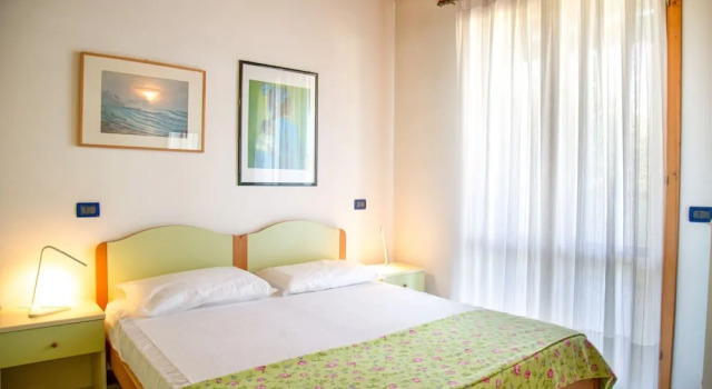 Апартаменты с 2 комнатами с балконом и с видом на сад Bright Apartment With two Lovely Terraces