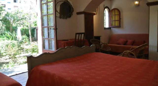 Семейный номер Standard Hôtel Castel Mistral