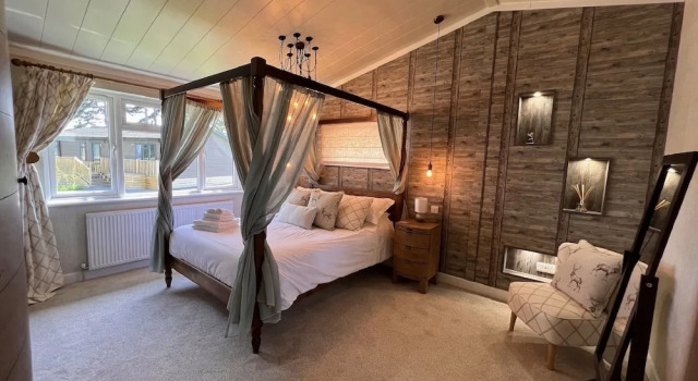Hollicarrs - Kingfisher Lodge