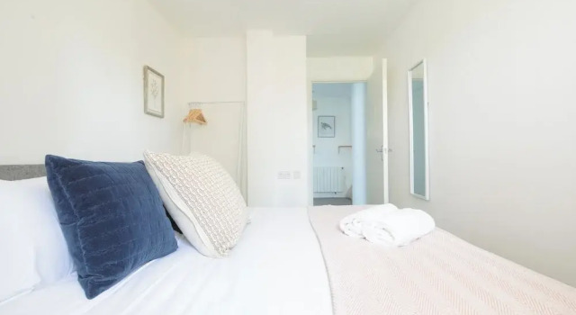 Апартаменты 2 Bed Apartment Overlooking Water