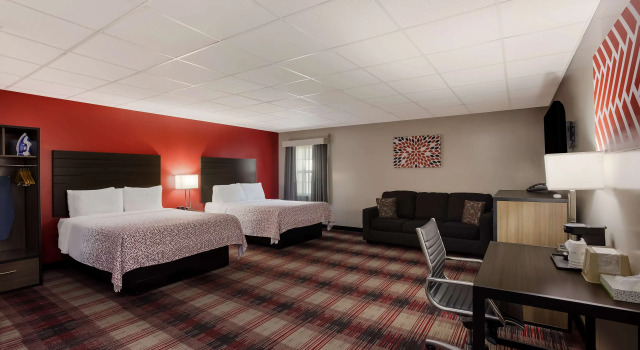 Четырёхместный номер SureStay Hotel by Best Western Higginsville