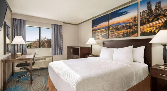 Двухместный номер Standard Baymont by Wyndham Monterey Park