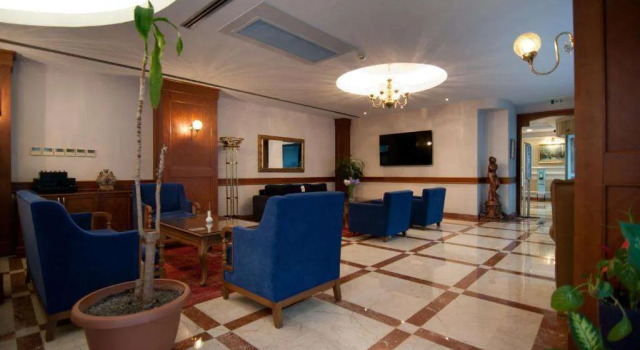 Taksim Metropark Hotel