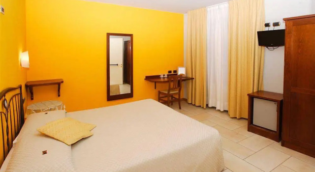 Hotel Villa Colico, Book Hotel Colico Como